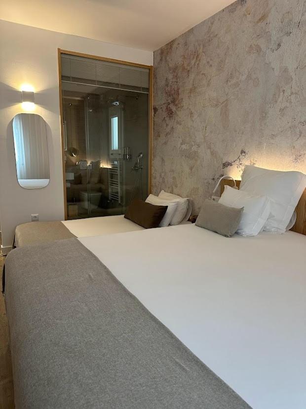 Charm-In Center Hotel Вила Нова де Милфонтеш Екстериор снимка
