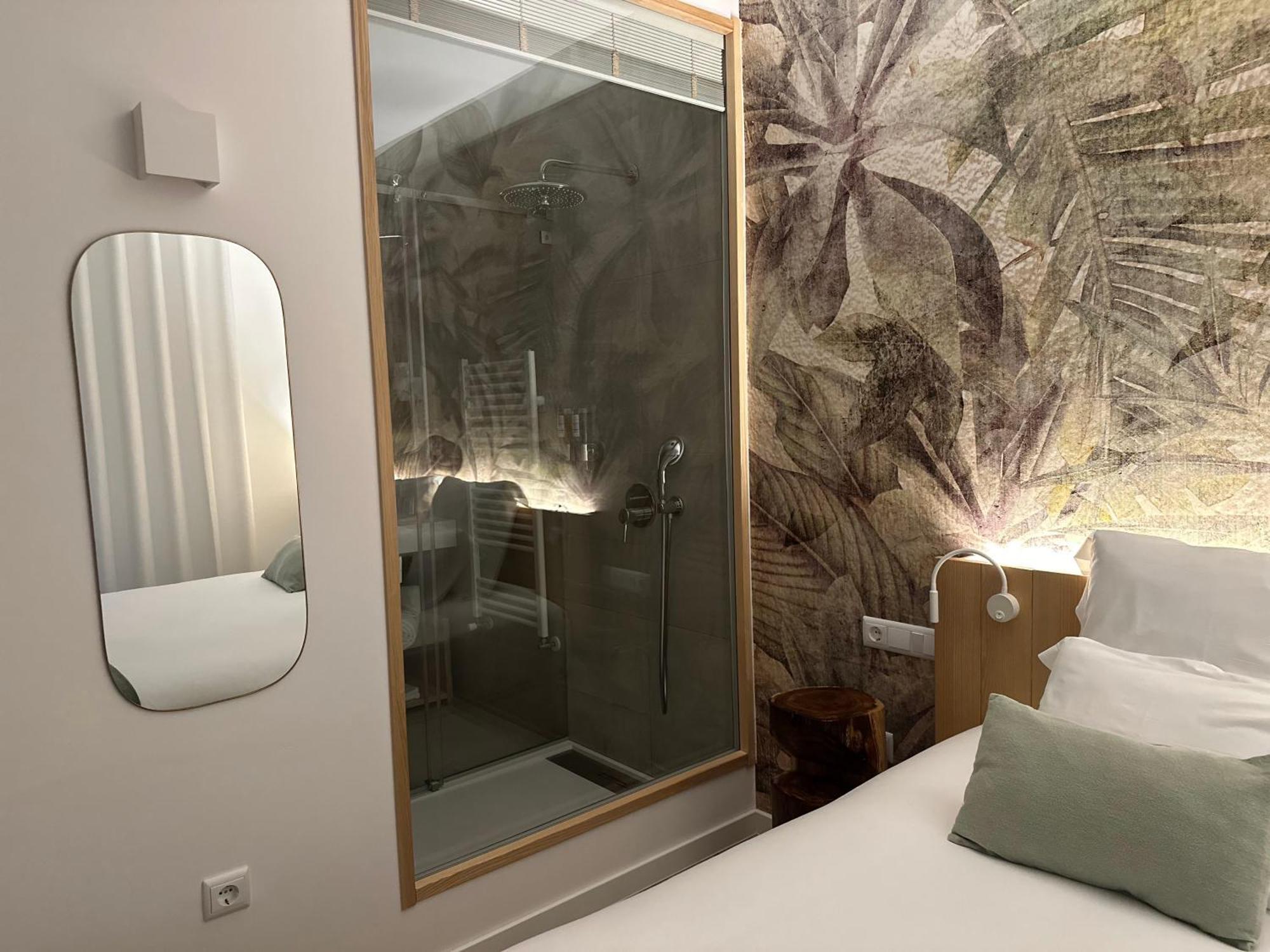 Charm-In Center Hotel Вила Нова де Милфонтеш Екстериор снимка